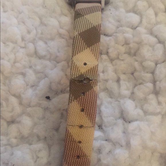 WOMENS BURBERRY WATCH - Picture 4 of 6